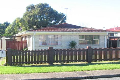Photo of property in 1/1 Brooklyn Avenue, Papatoetoe, Auckland, 2025