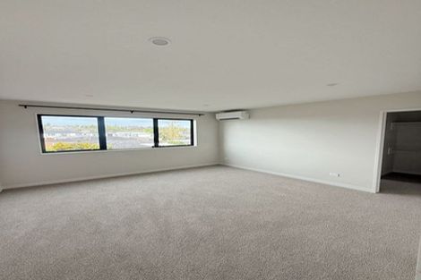 Photo of property in 73 Hutchinsons Road, Bucklands Beach, Auckland, 2014
