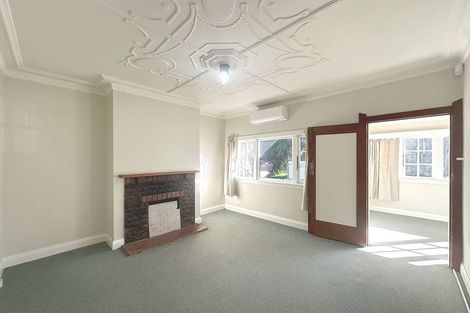 Photo of property in 18-18a Ludlam Crescent, Woburn, Lower Hutt, 5010