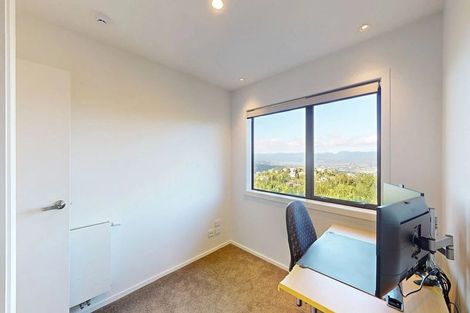 Photo of property in 49 Ashton Fitchett Drive, Brooklyn, Wellington, 6021