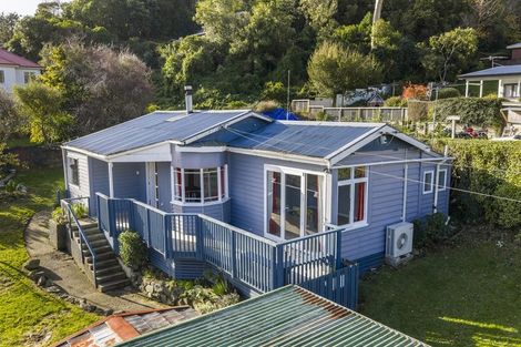 Photo of property in 7 Dickson Street, Macandrew Bay, Dunedin, 9014