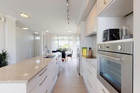 Photo of property in 138 Landmark Terrace, Orewa, 0931
