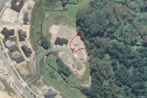 Photo of property in 4 Hull Place, Whitby, Porirua, 5024