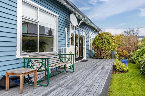 Photo of property in 12 Parsonage Road, Waimate, 7924