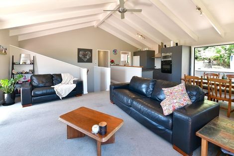 Photo of property in 3 Ngahere Views, Orewa, 0931