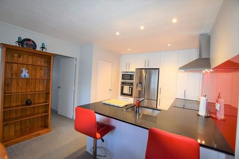 Photo of property in 31 Posa Avenue, Henderson, Auckland, 0612