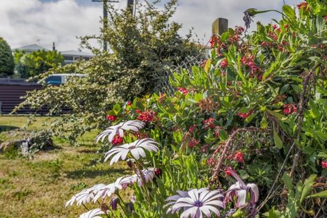 Photo of property in 39 Gray Avenue, Paraparaumu Beach, Paraparaumu, 5032