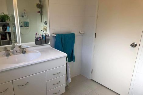 Photo of property in 16 Isobel Street, Acacia Bay, Taupo, 3330
