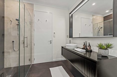 Photo of property in 77 Perry Street, Papanui, Christchurch, 8053