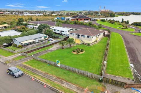 Photo of property in 2 Arohanui Street, Huntly, 3700