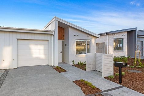 Photo of property in 6 Te Awapu Crescent, Takanini, 2112