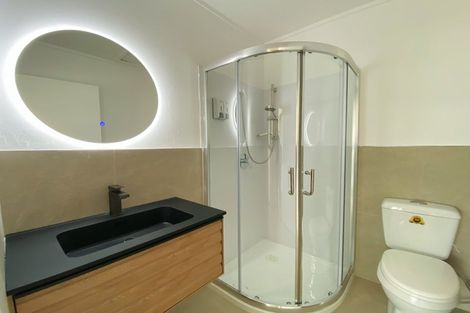 Photo of property in 8a/1 Bracken Avenue, Takapuna, Auckland, 0622
