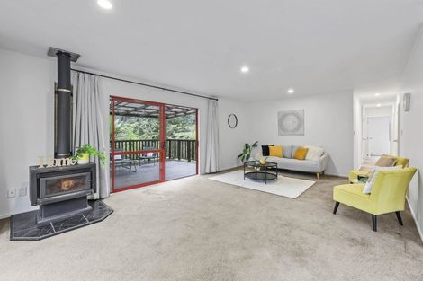 Photo of property in 15a Katrina Place, Massey, Auckland, 0614