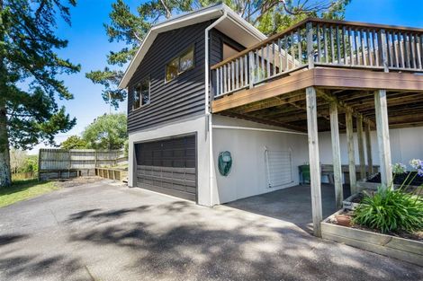 Photo of property in 3 Tawhana Crescent, Red Beach, 0932