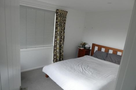 Photo of property in 4f Regent Street, Newtown, Wellington, 6021
