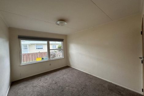 Photo of property in 6 Matthews Road, Wainuiomata, Lower Hutt, 5014