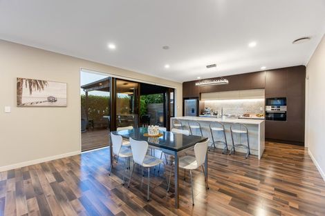 Photo of property in 17 Tawatawa Street, Long Bay, Auckland, 0630