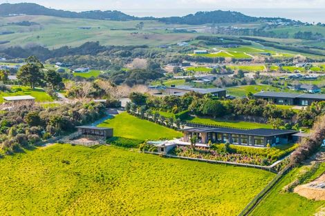 Photo of property in 120 Robert Hastie Drive, Mangawhai, 0573