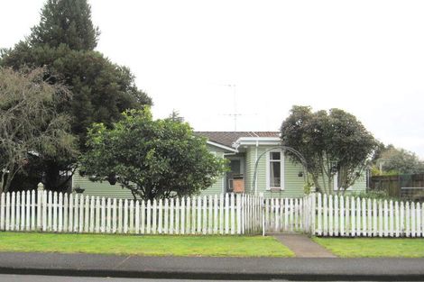 Photo of property in 8 Mcentee Street, Papakura, 2110