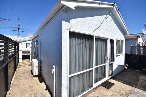 Photo of property in 140 Bay View Road, South Dunedin, Dunedin, 9012