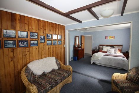 Photo of property in 123 Guy Street, Dannevirke, 4930