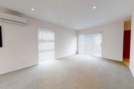 Photo of property in 61u8 Black Rock Road, Newlands, Wellington, 6037
