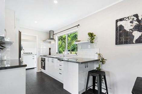 Photo of property in 60 Taikata Road, Te Atatu Peninsula, Auckland, 0610