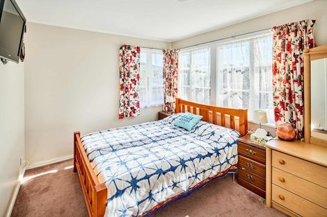 Photo of property in 218 Naenae Road, Naenae, Lower Hutt, 5011