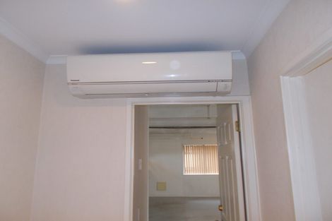 Photo of property in 6 Claremont Way, East Tamaki Heights, Auckland, 2016