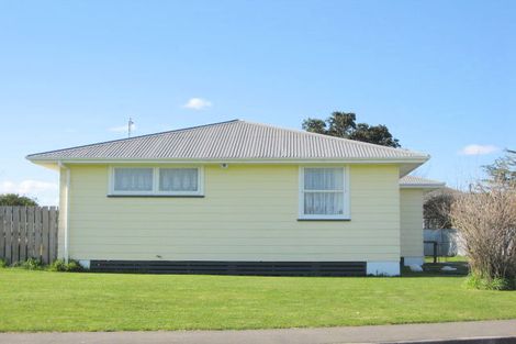 Photo of property in 27 Chamberlain Avenue, Wairoa, 4108