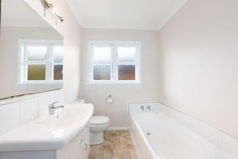 Photo of property in 64 Hyde Street, Wainuiomata, Lower Hutt, 5014
