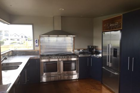 Photo of property in 125 Bream Bay Drive, Ruakaka, 0116
