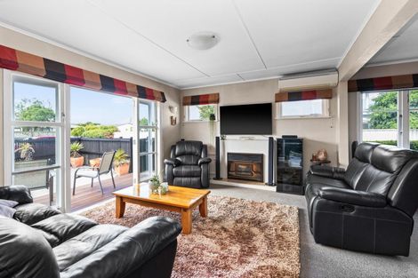 Photo of property in 48 Auckland Road, Greenmeadows, Napier, 4112