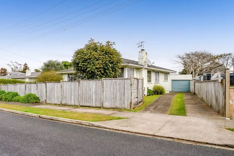 Photo of property in 4 Belair Avenue, Blagdon, New Plymouth, 4310