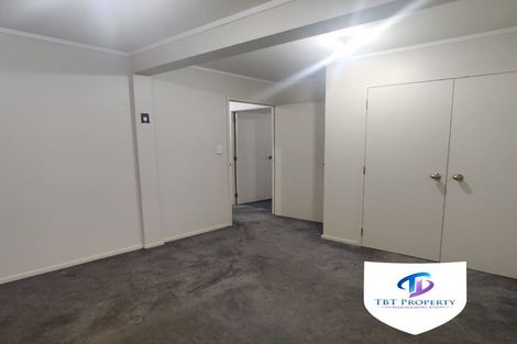 Photo of property in 3/240 Pakuranga Road, Pakuranga Heights, Auckland, 2010