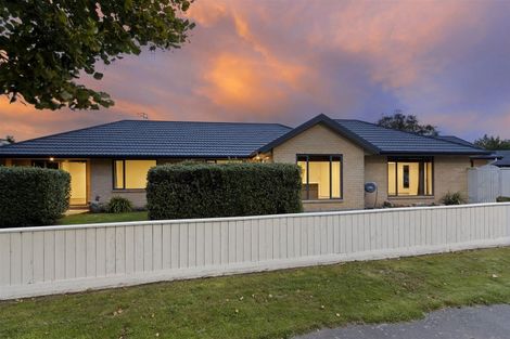 Photo of property in 6 Bezar Green, Aidanfield, Christchurch, 8025