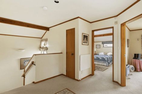 Photo of property in 8 Scorian Close, Karori, Wellington, 6012