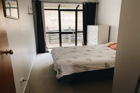 Photo of property in 1/2 Hobby Avenue, Birkdale, Auckland, 0626