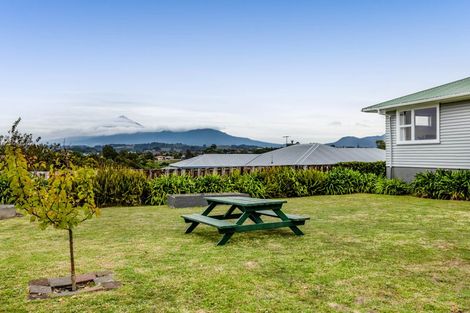 Photo of property in 33 Belair Avenue, Blagdon, New Plymouth, 4310