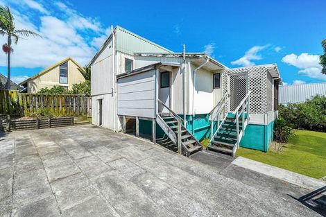Photo of property in 90 Te Irirangi Drive, Clover Park, Auckland, 2019