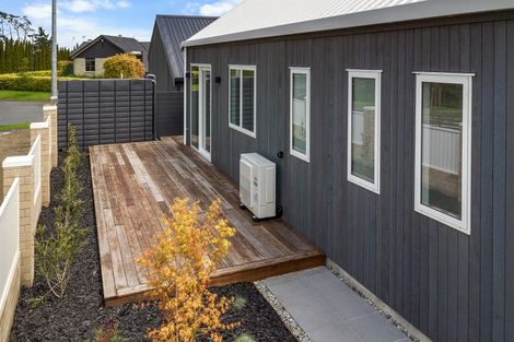 Photo of property in 1/11 Tamihana Avenue, Fairfield, Hamilton, 3214