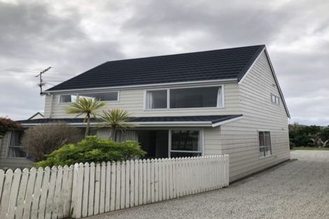 Photo of property in 8a Alister Way, Churton Park, Wellington, 6037
