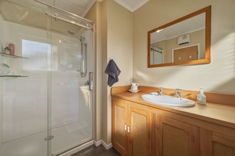 Photo of property in 5 Corilin Place, Mangakakahi, Rotorua, 3015