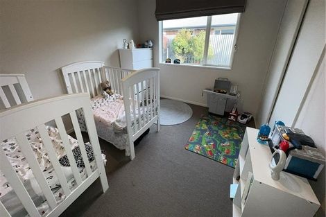 Photo of property in 27 Mokihi Gardens, Hillmorton, Christchurch, 8024