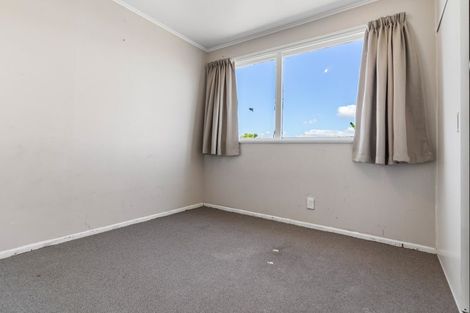 Photo of property in 22 President Avenue, Papakura, 2110