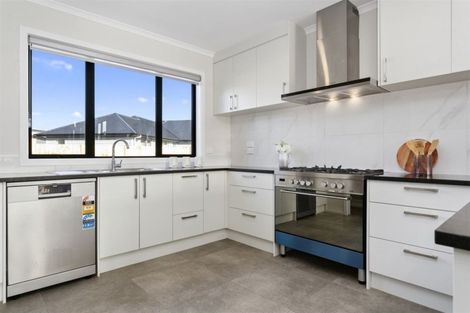 Photo of property in 12 Hehan Close, Cambridge, 3434