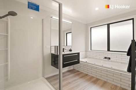 Photo of property in 60 Heathfield Drive, Mosgiel, 9024