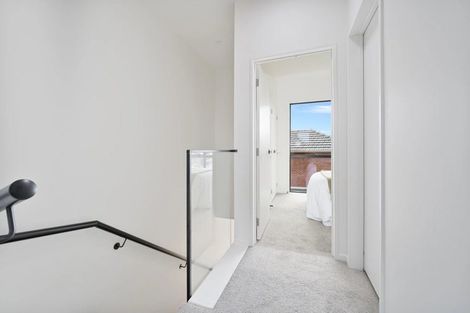 Photo of property in 6/442 Old Te Atatu Road, Te Atatu Peninsula, Auckland, 0610