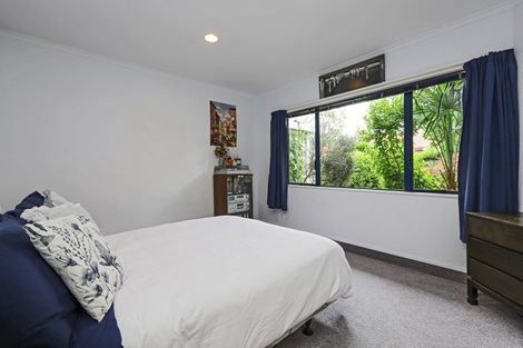 Photo of property in 3 Knightsbridge Place, Taradale, Napier, 4112