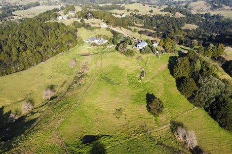 Photo of property in 104 Wearmouth Road, Paparoa, 0571
